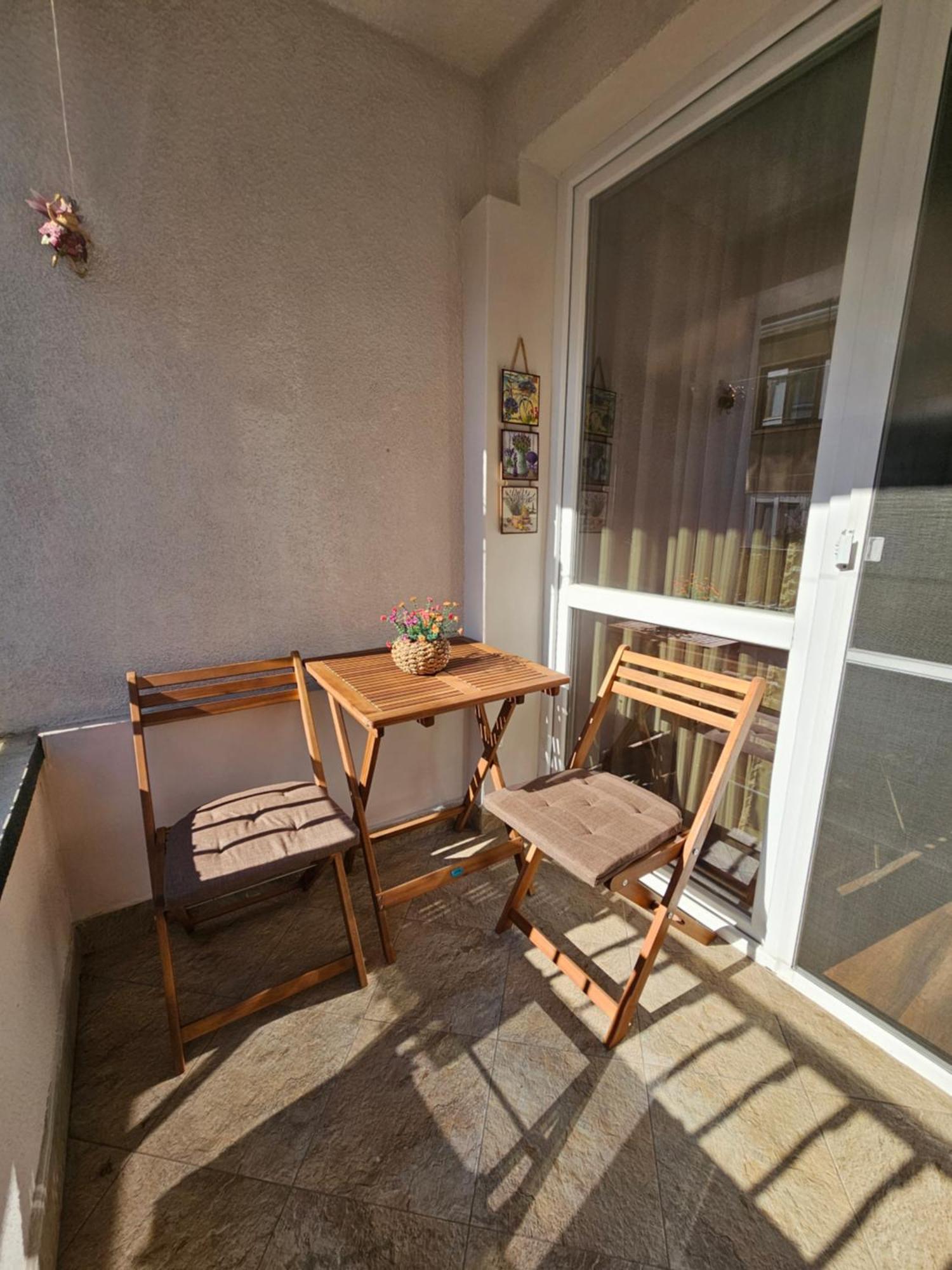 Bright Inn - Holiday & Business Apartment 소피아 외부 사진