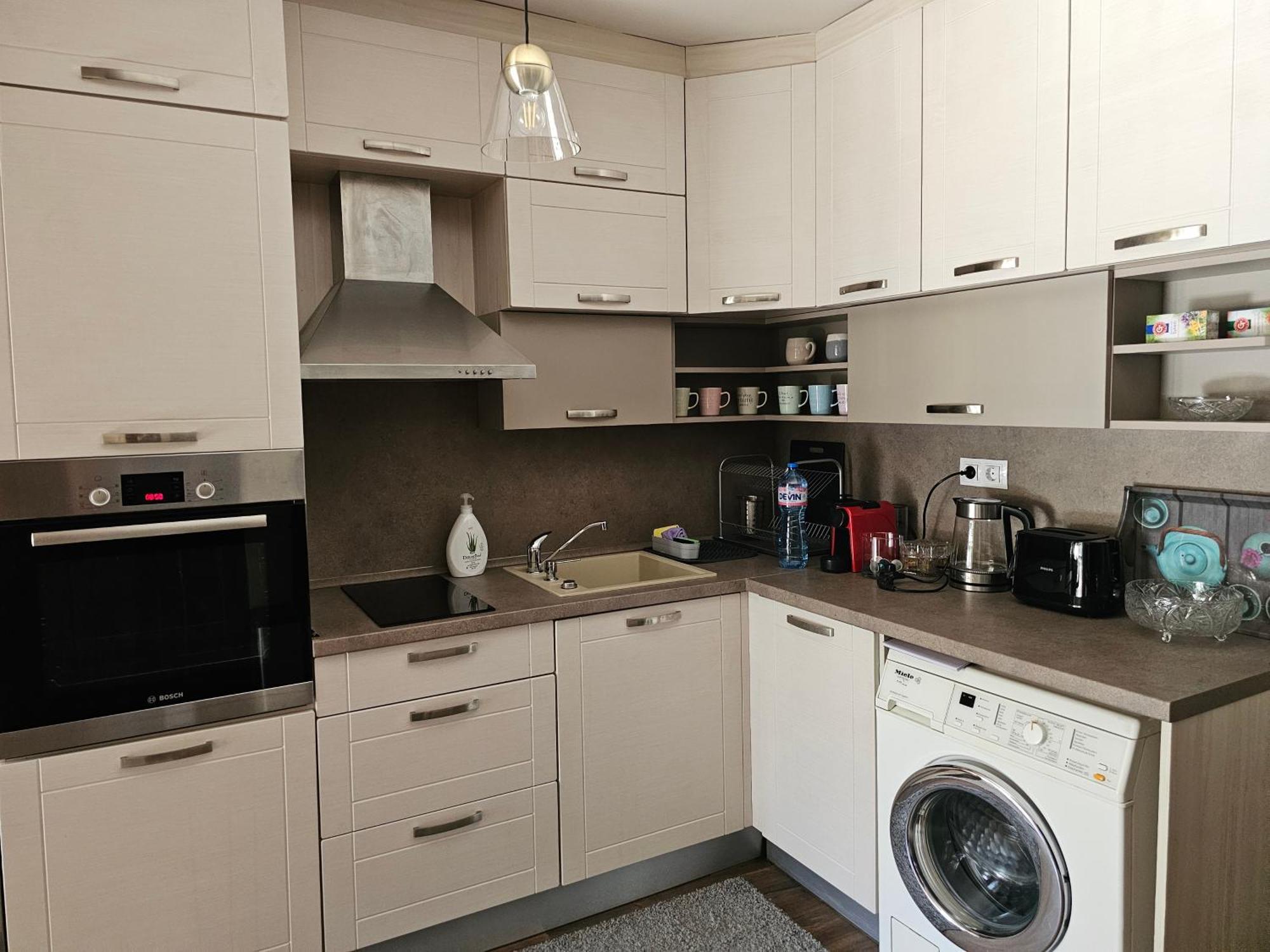 Bright Inn - Holiday & Business Apartment 소피아 외부 사진