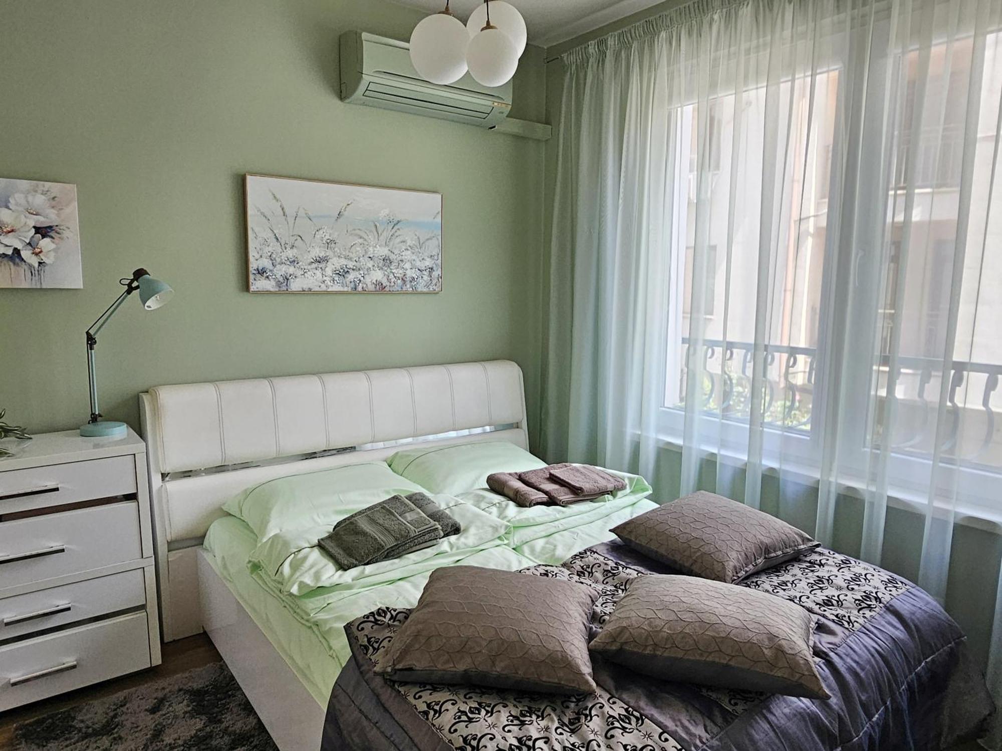 Bright Inn - Holiday & Business Apartment 소피아 외부 사진