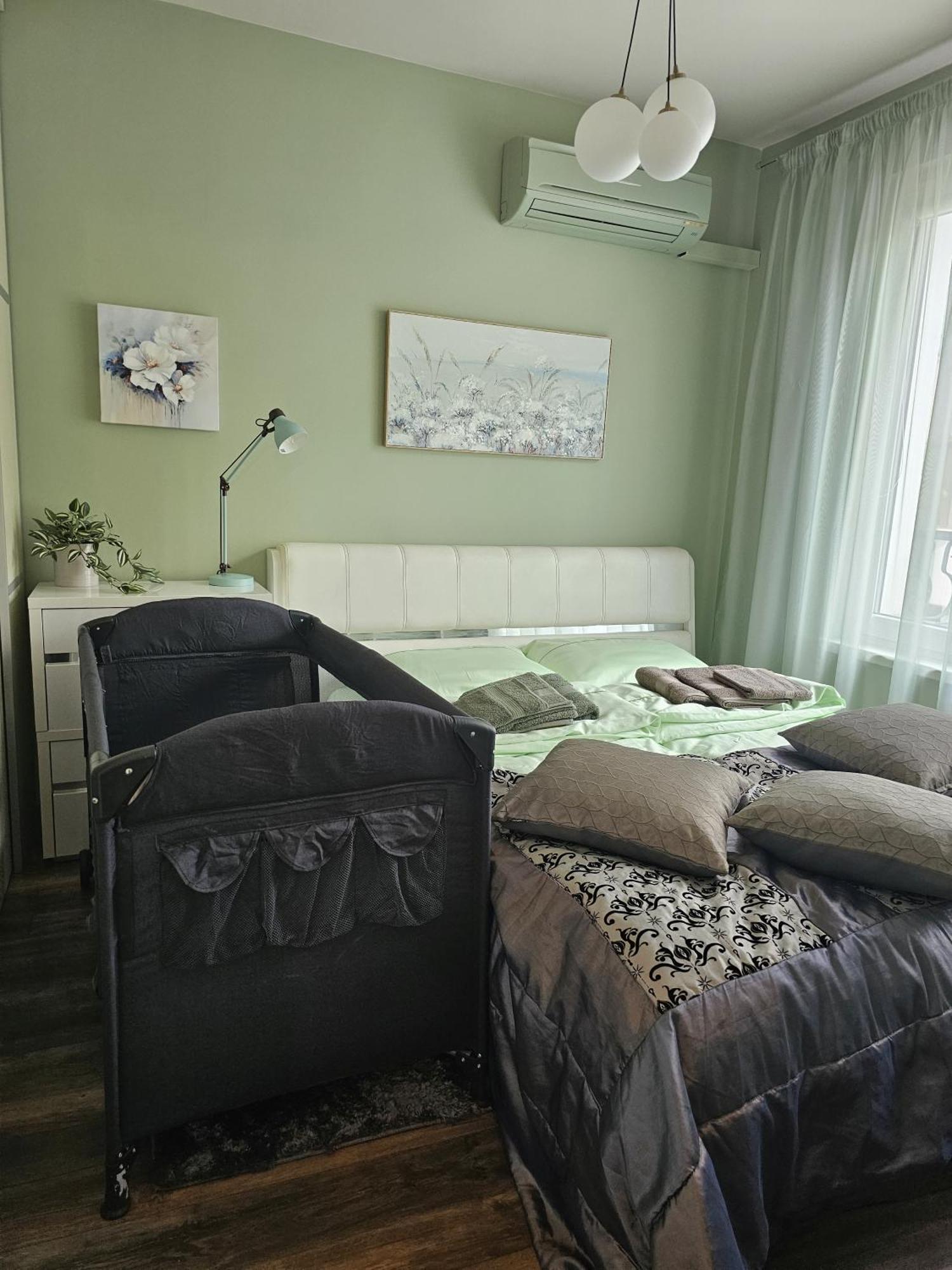 Bright Inn - Holiday & Business Apartment 소피아 외부 사진